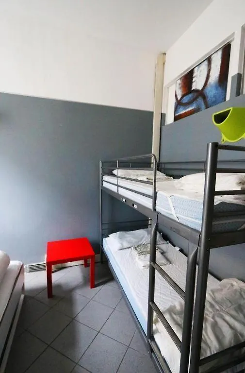 Koala Hostel Milánó